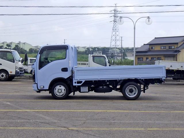 Isuzu ELF 3