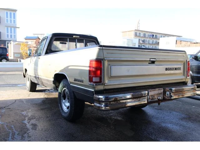 Dodge RAM 3