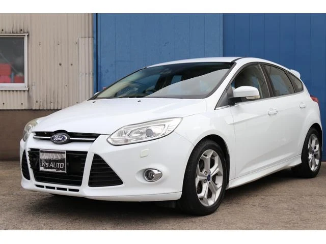 EUROPE FORD FOCUS