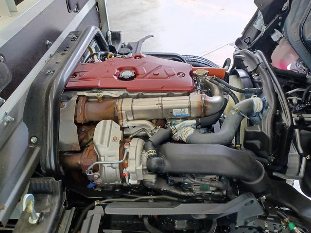 Hino DUTRO 27