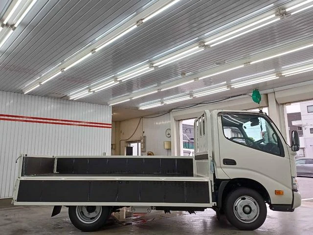 Hino DUTRO 20