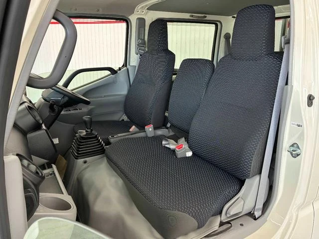 Hino DUTRO 60
