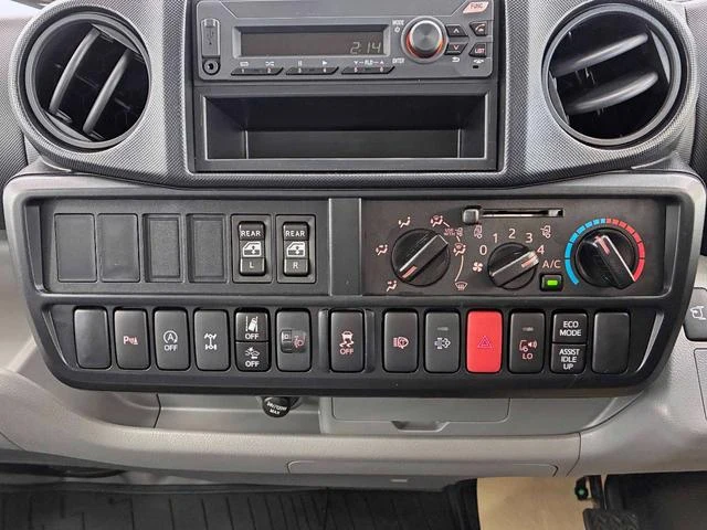Hino DUTRO 53