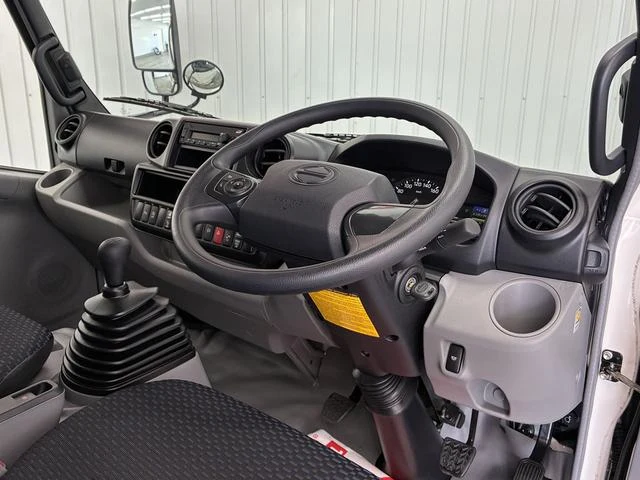 Hino DUTRO 41