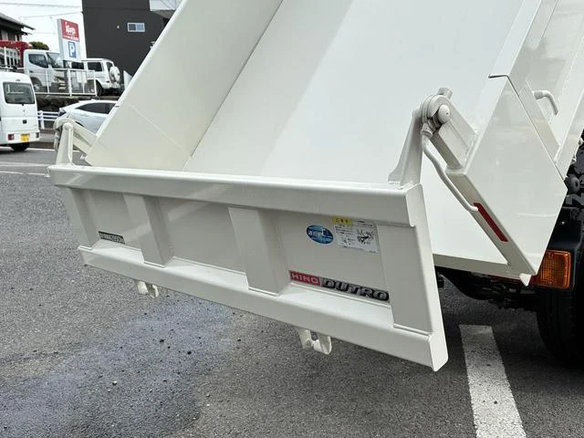 Hino DUTRO 21