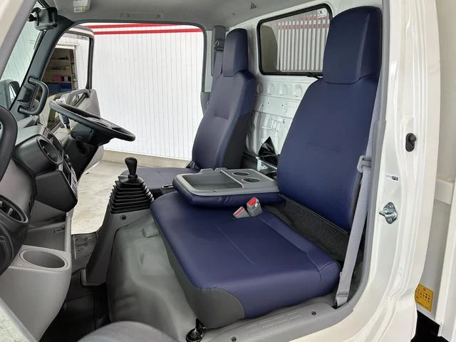 Hino DUTRO 63