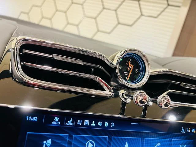 Bentley BENTAYGA 44