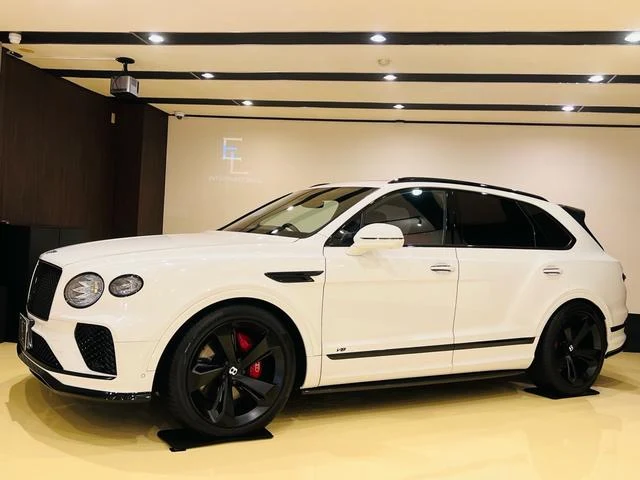 Bentley BENTAYGA 5