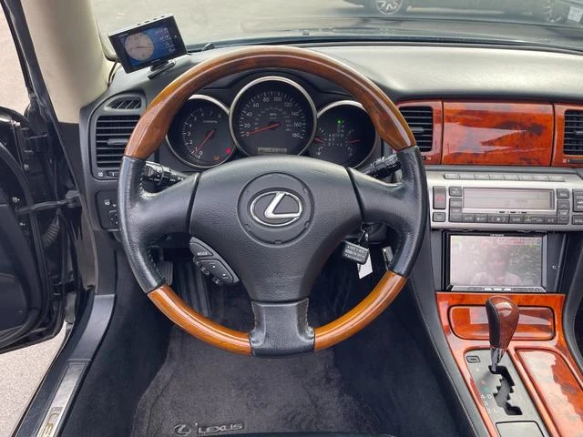 AMERICA LEXUS SC430 26