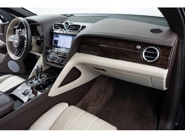 Bentley BENTAYGA 59