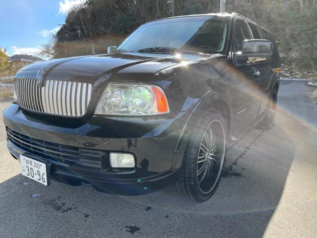 Lincoln NAVIGATOR