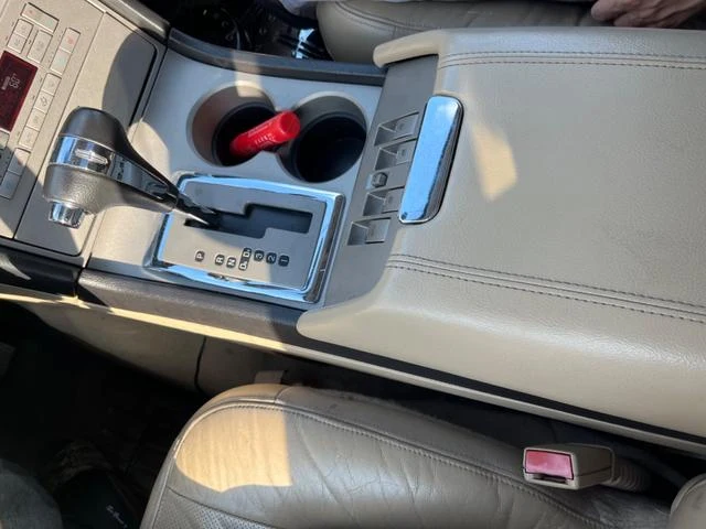 Lincoln NAVIGATOR 23