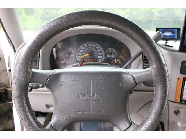GMC SAFARI 3