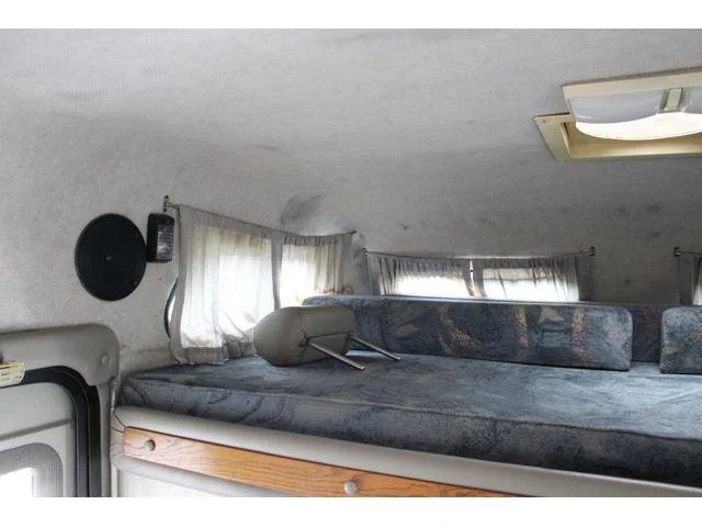 GMC SAFARI 27