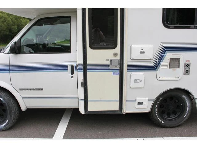 GMC SAFARI 18