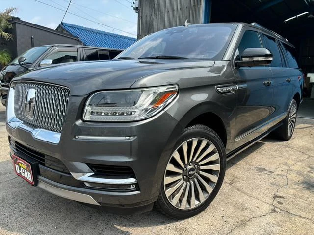 Lincoln NAVIGATOR