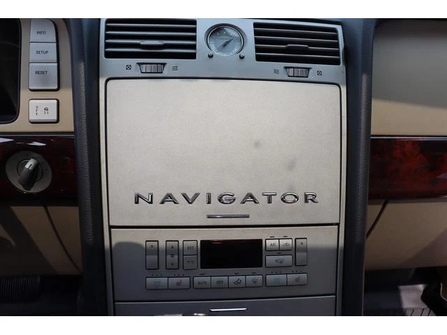 Lincoln NAVIGATOR 58
