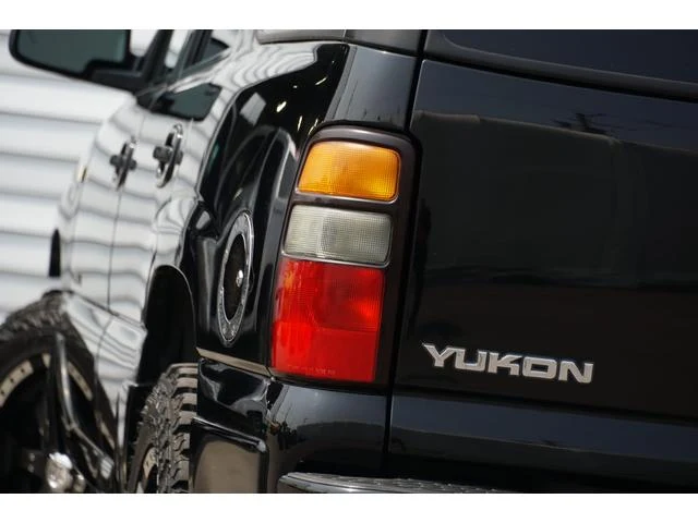 GMC YUKON 61