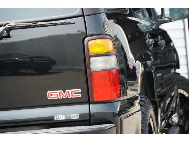 GMC YUKON 66