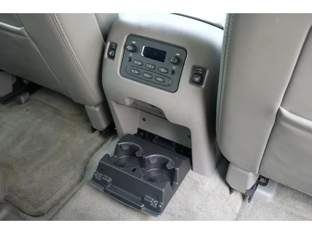 GMC YUKON 34