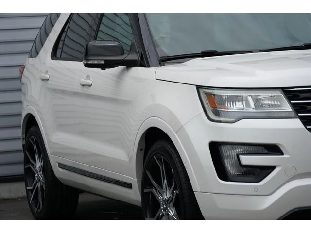 Ford EXPLORER 43