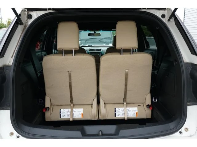 Ford EXPLORER 18