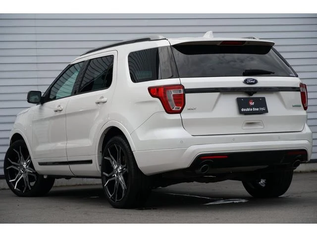 Ford EXPLORER 3