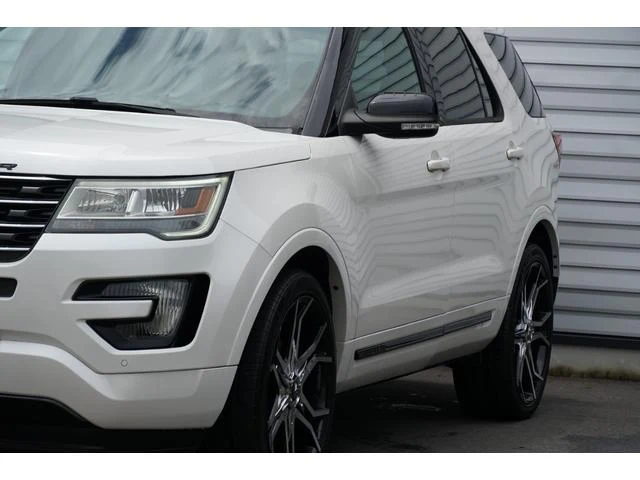 Ford EXPLORER 46