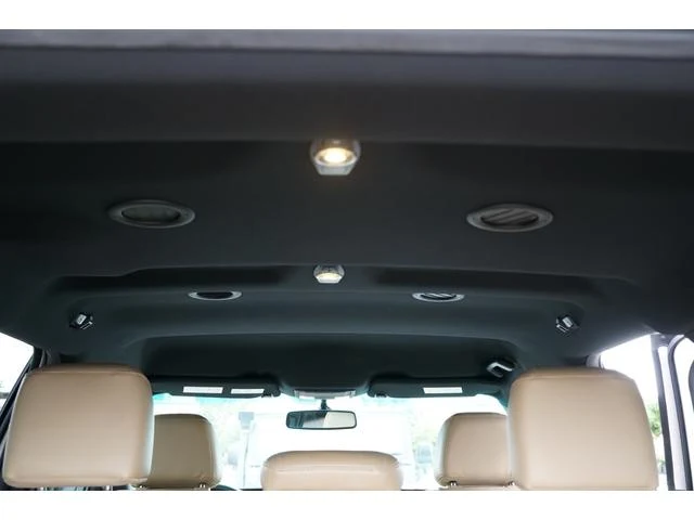 Ford EXPLORER 34