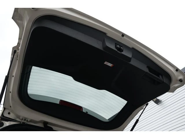 Ford EXPLORER 20