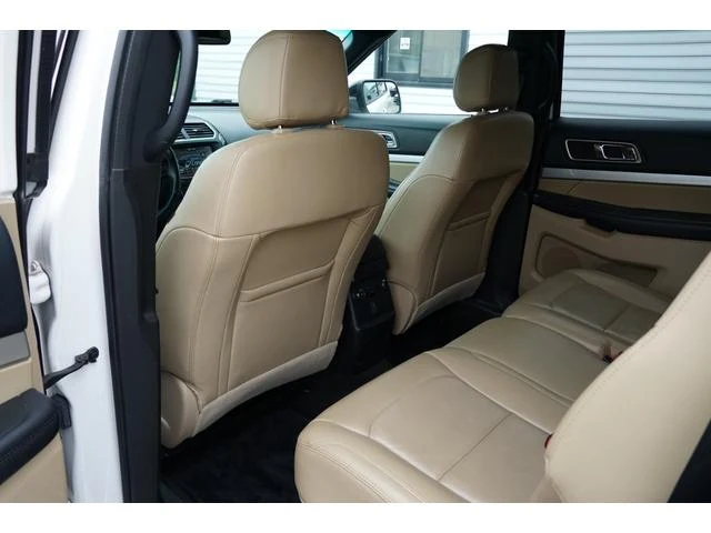 Ford EXPLORER 13