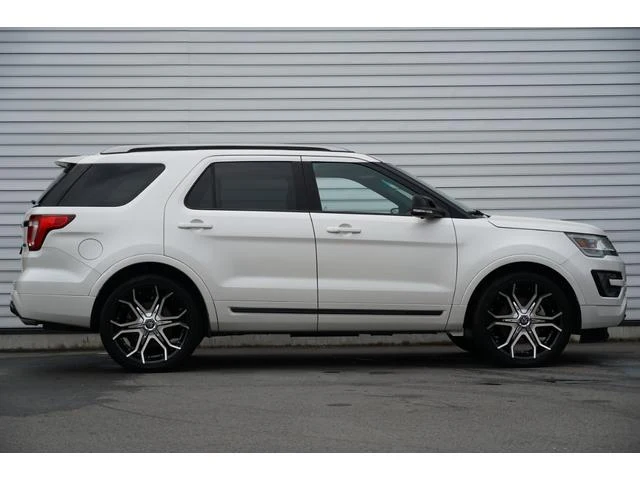 Ford EXPLORER 5