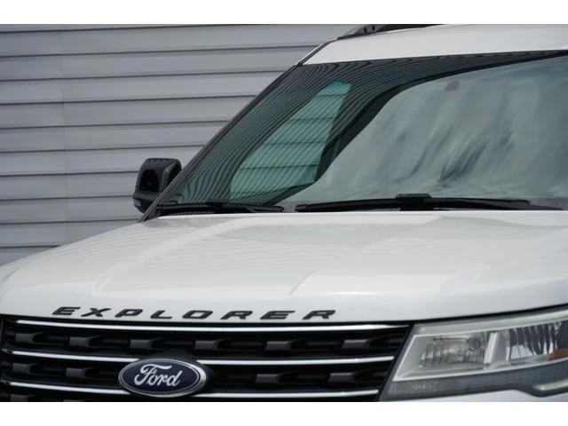 Ford EXPLORER 50