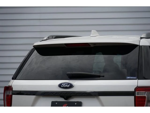 Ford EXPLORER 66