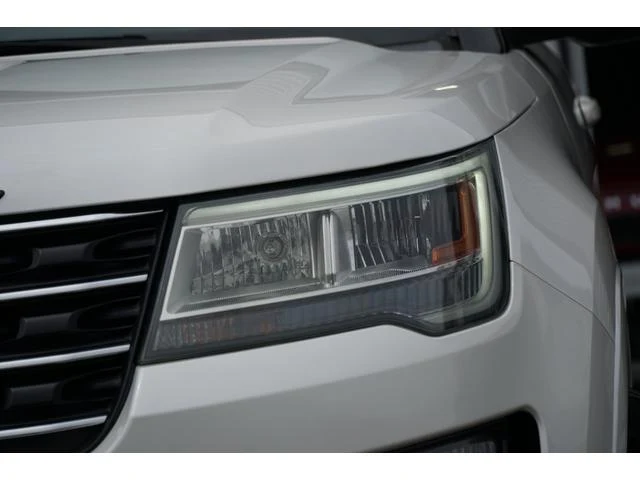 Ford EXPLORER 51