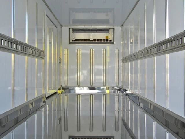 Mitsubishi Fuso CANTER 8