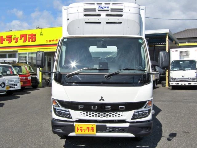 Mitsubishi Fuso CANTER 2