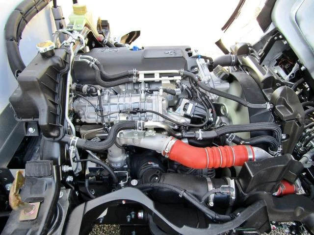 Mitsubishi Fuso CANTER 36