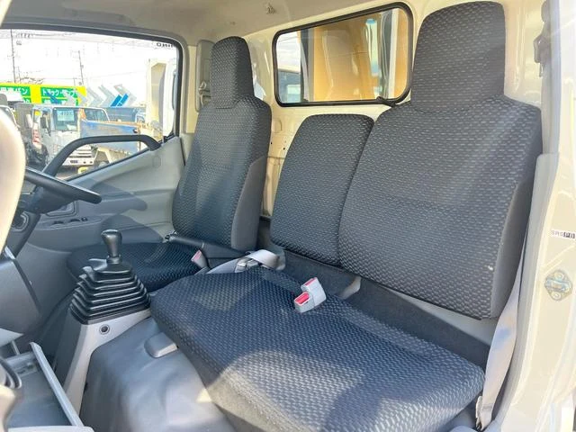 Hino DUTRO 17