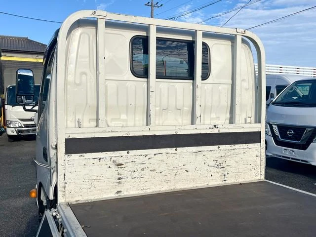 Hino DUTRO 13