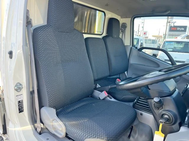 Hino DUTRO 16