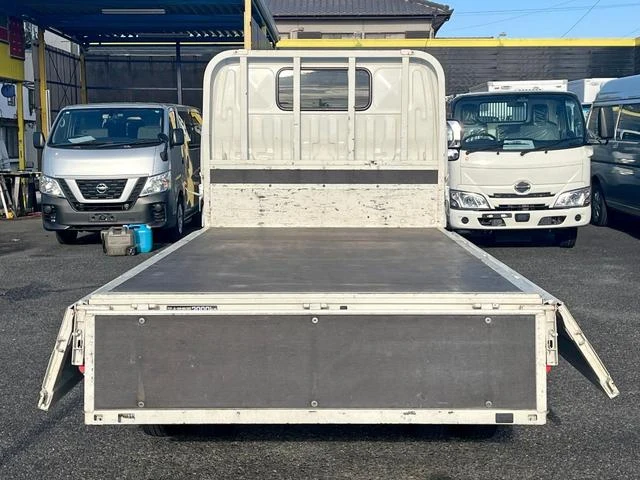 Hino DUTRO 10