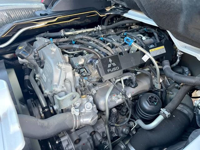 Mitsubishi Fuso CANTER 35