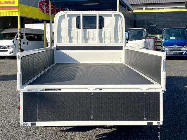 Hino DUTRO 7