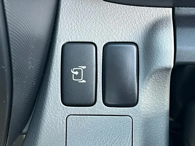 Hino DUTRO 24