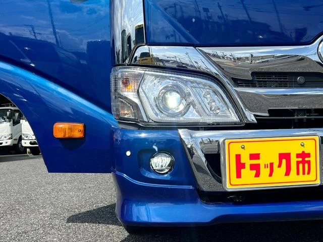 Hino DUTRO 29