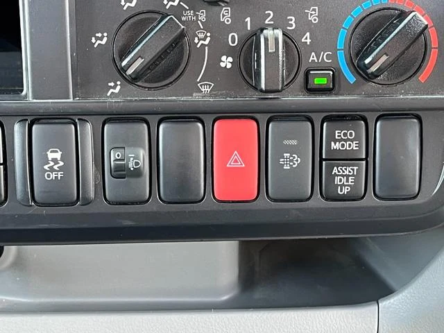 Hino DUTRO 21