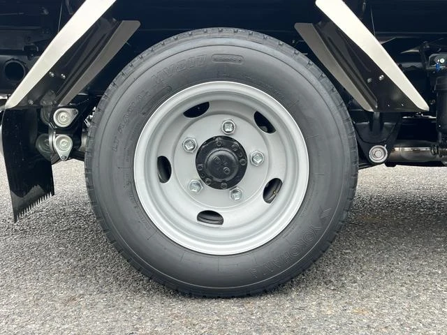 Mitsubishi Fuso CANTER 40