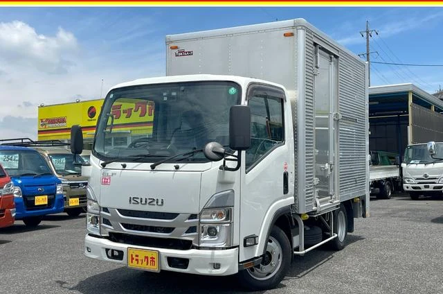 Isuzu ELF