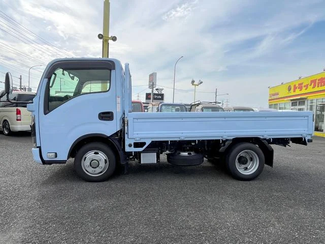 Isuzu ELF 3